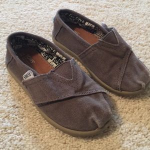 Toddler Toms